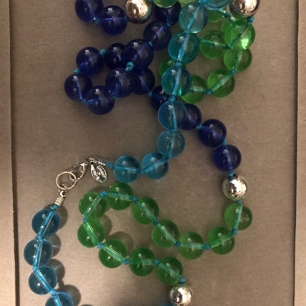 Vintage Robert Rose Glass Bead Necklace Knotted